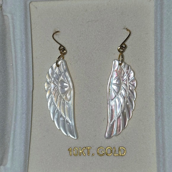Source Unknown Jewelry - NIB VTG 10k Gold & Hand Carved Mother Of Pearl Shell Angel Wing Drop Earrings